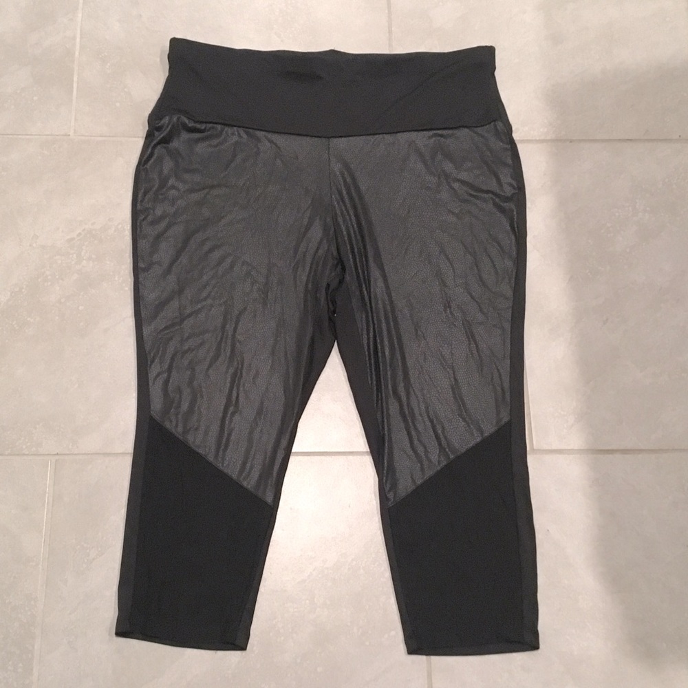Shein Cropped Leggings